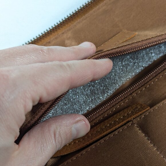 Free People Wallet Wristlet in Distressed Caramel Brown Vegan Leather-look - Picture 6 of 9
